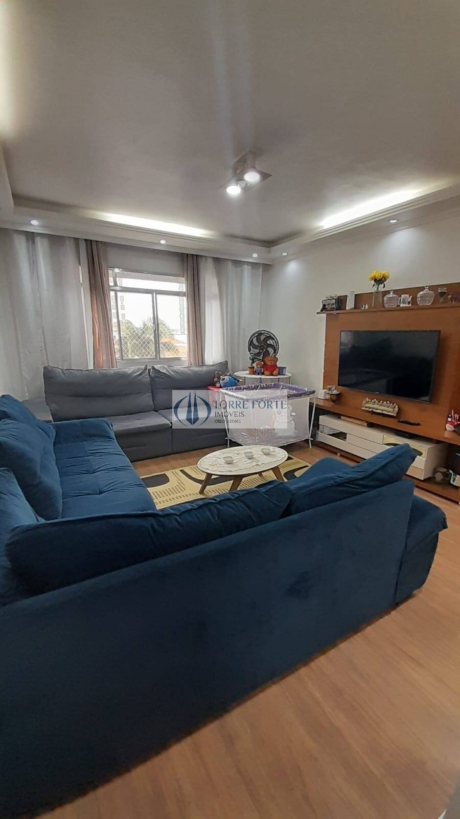 Apartamento à venda com 3 quartos, 104m² - Foto 1