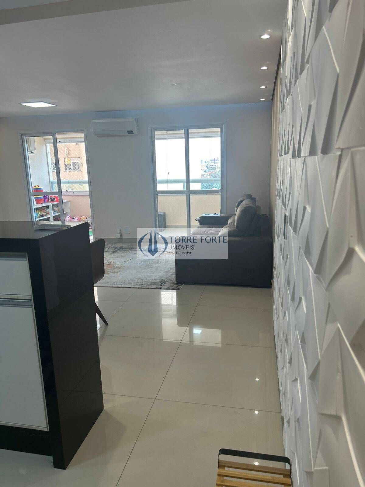 Apartamento à venda com 2 quartos, 79m² - Foto 14