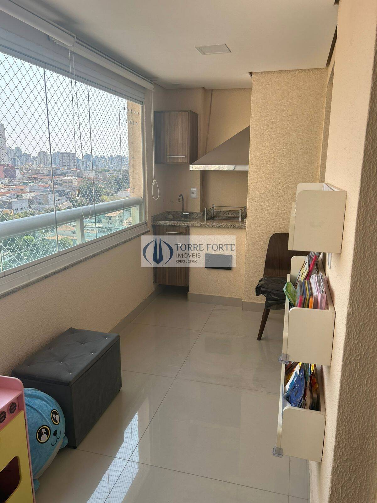 Apartamento à venda com 2 quartos, 79m² - Foto 2