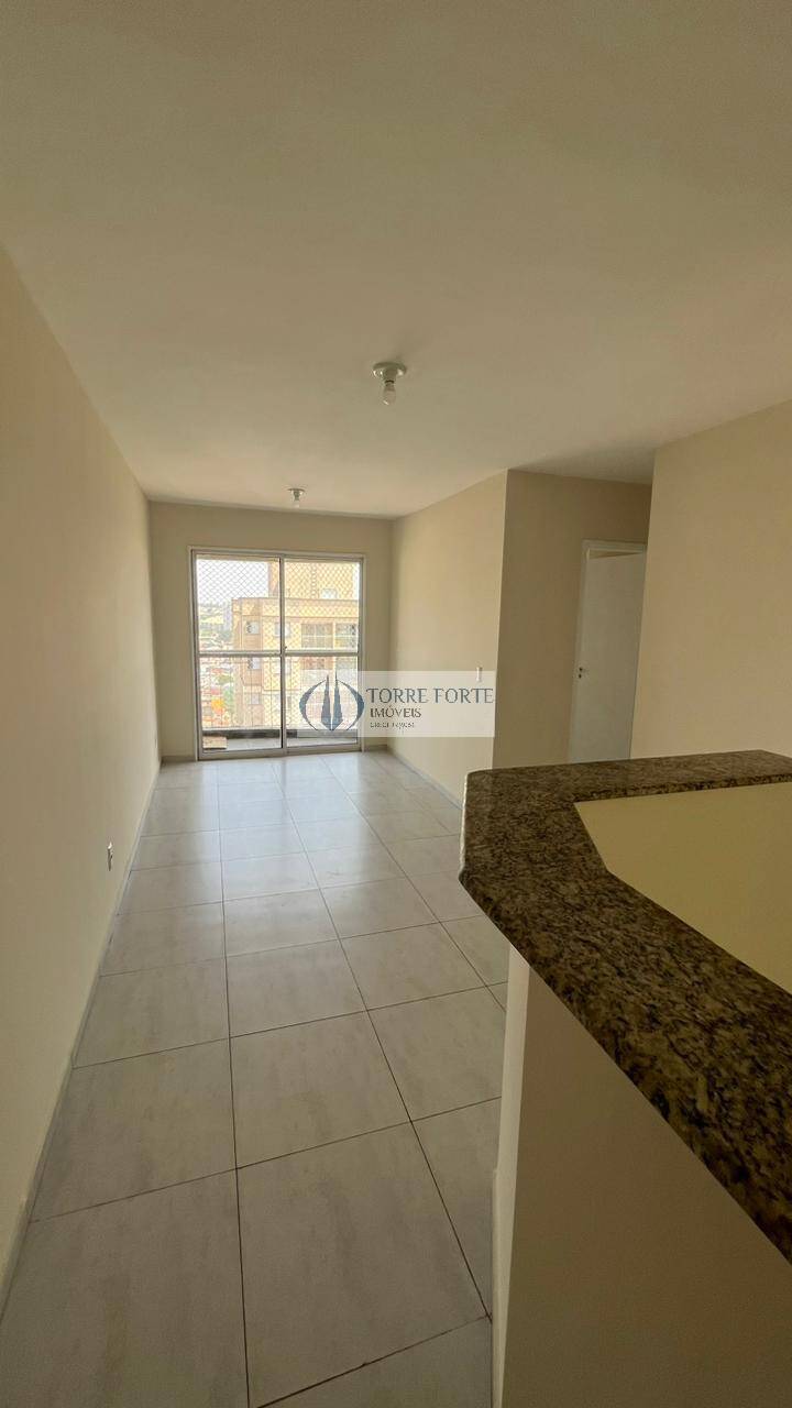 Apartamento à venda com 3 quartos, 60m² - Foto 1