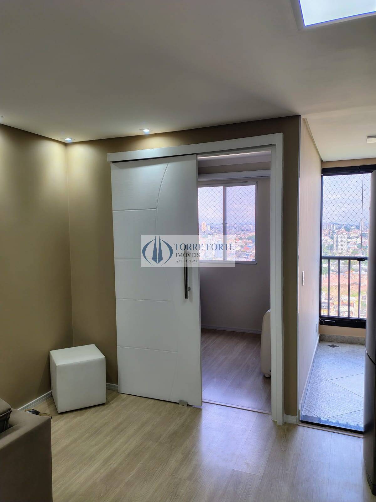 Apartamento à venda com 2 quartos, 40m² - Foto 9