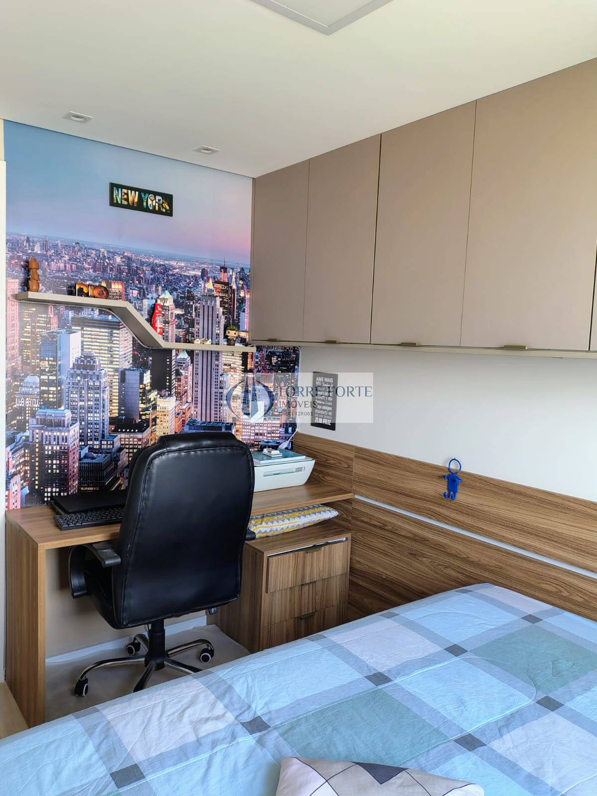 Apartamento à venda com 2 quartos, 40m² - Foto 11