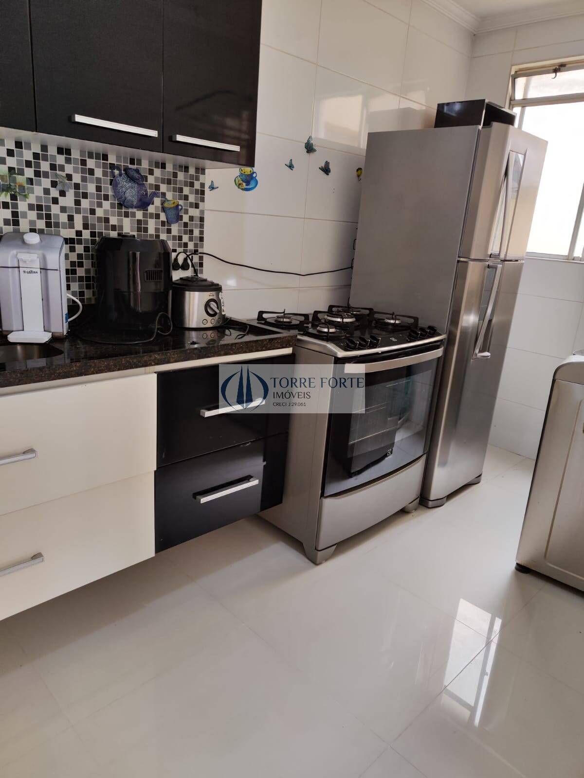 Apartamento à venda com 3 quartos, 55m² - Foto 2