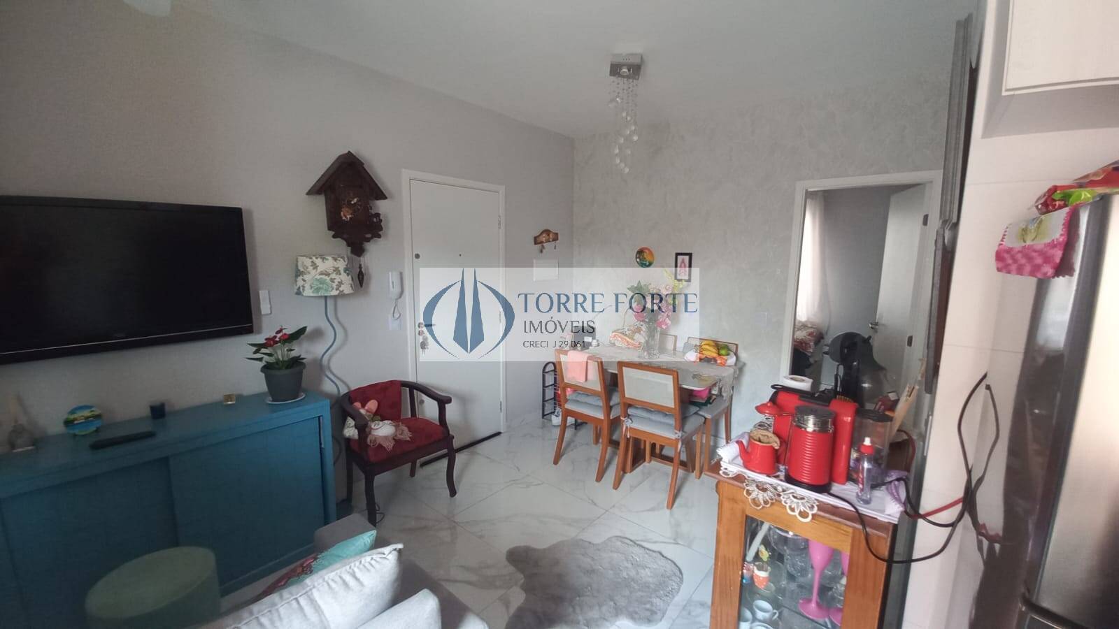 Apartamento à venda com 2 quartos, 45m² - Foto 1