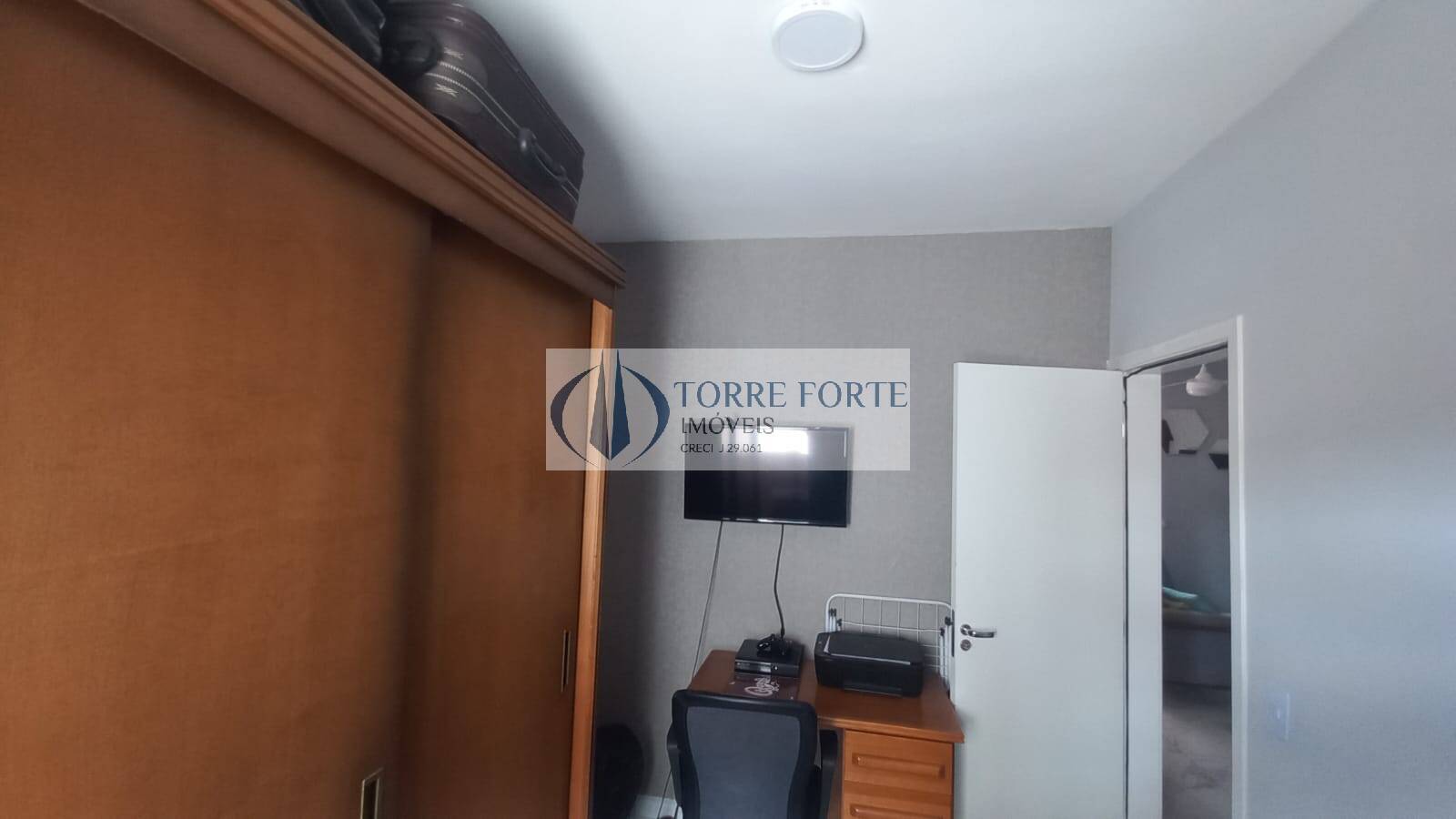 Apartamento à venda com 2 quartos, 45m² - Foto 18