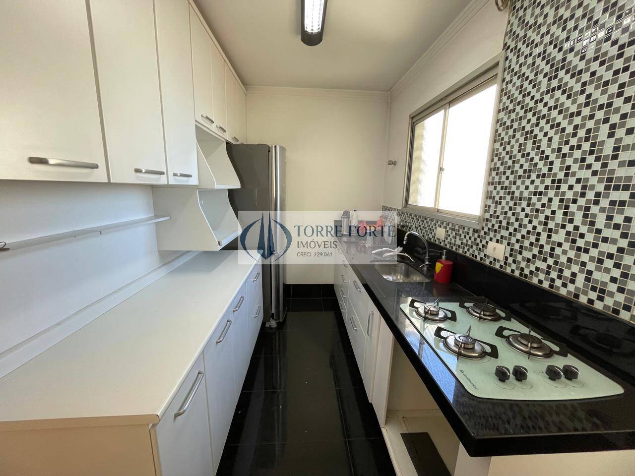 Apartamento à venda com 3 quartos, 70m² - Foto 5