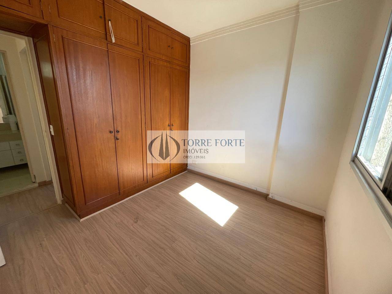 Apartamento à venda com 3 quartos, 70m² - Foto 18