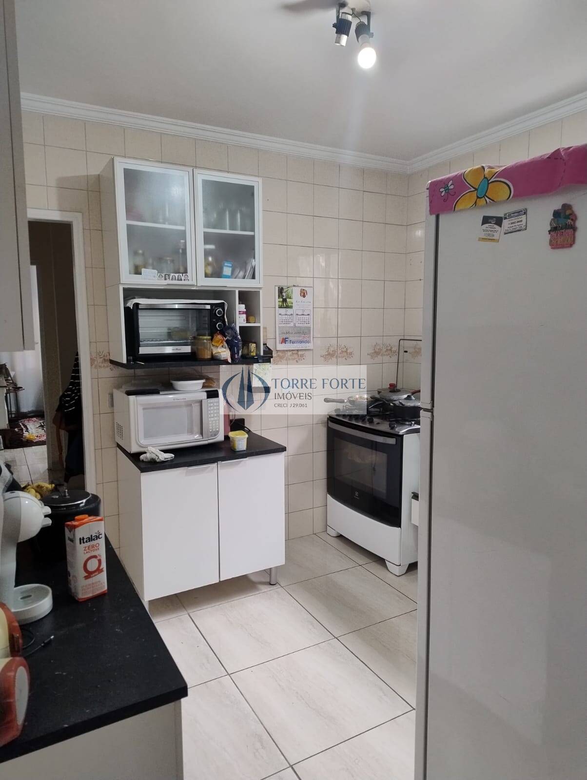 Casa à venda com 3 quartos, 85m² - Foto 8