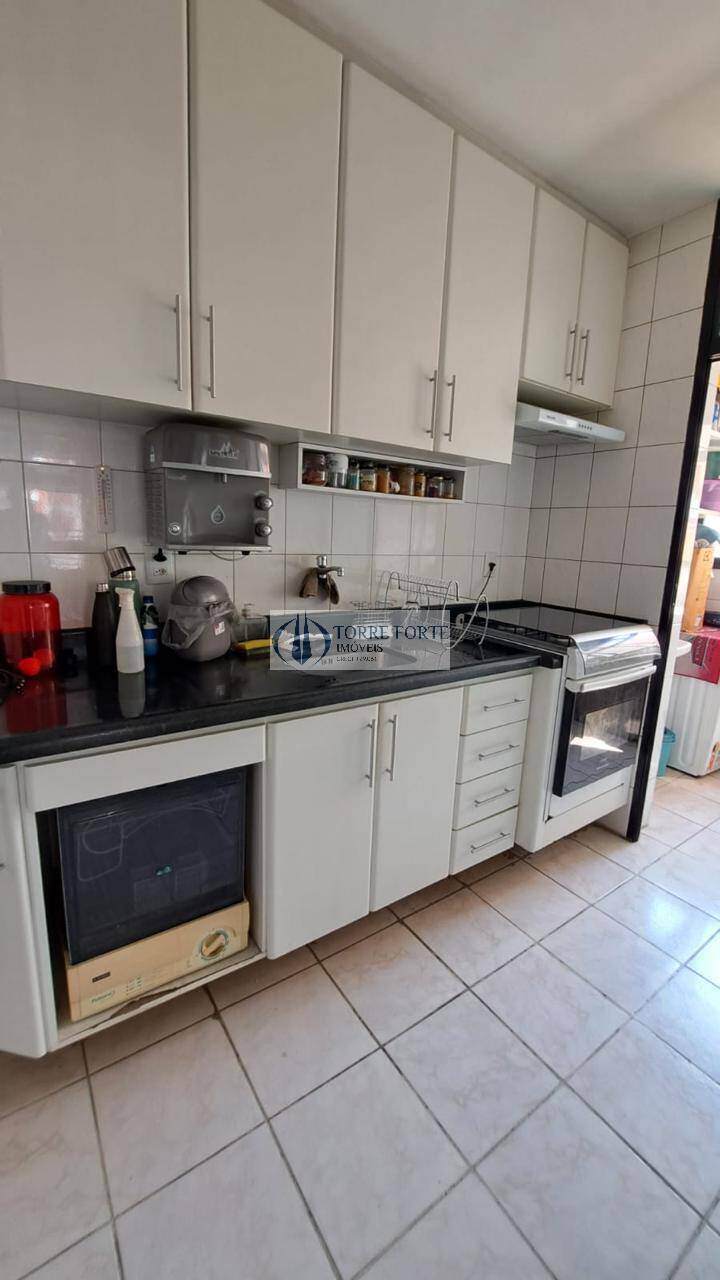 Apartamento à venda com 3 quartos, 84m² - Foto 17