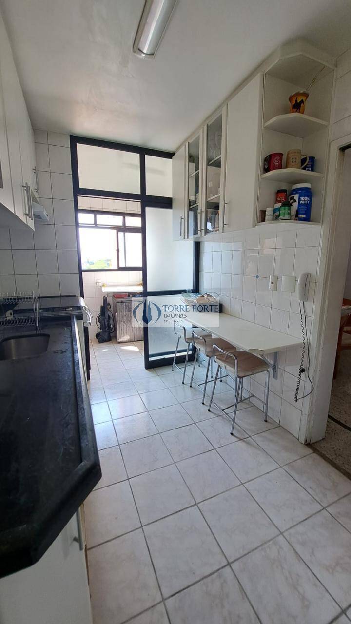 Apartamento à venda com 3 quartos, 84m² - Foto 19