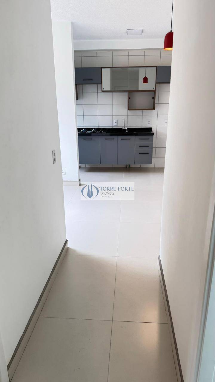 Apartamento à venda com 2 quartos, 45m² - Foto 15