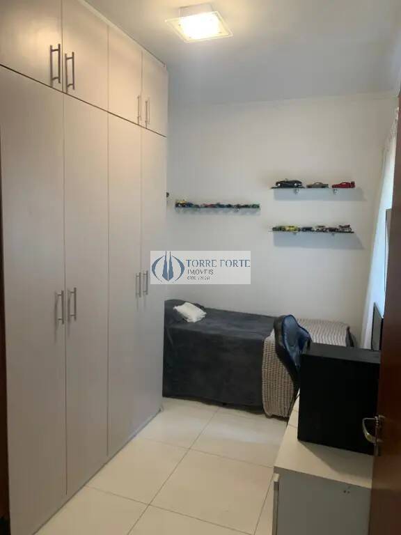 Apartamento à venda com 3 quartos, 138m² - Foto 15