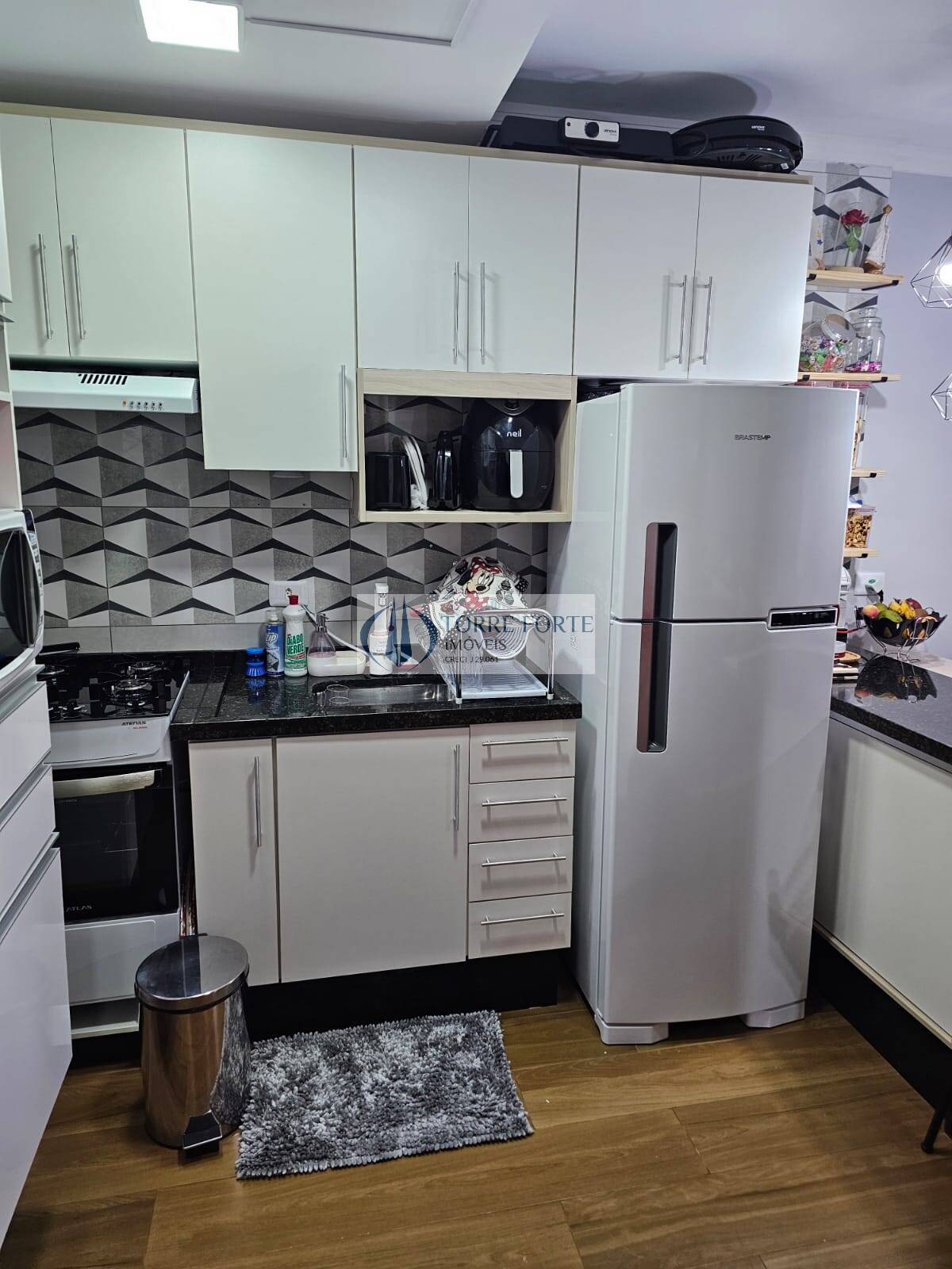 Apartamento à venda com 2 quartos, 47m² - Foto 2