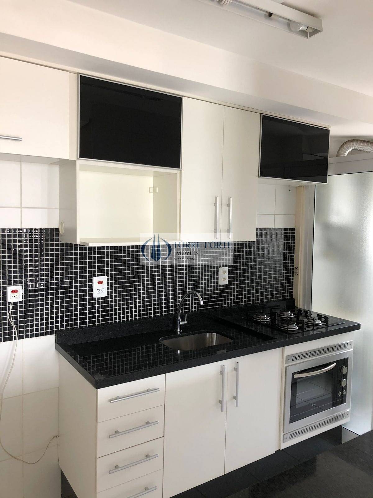 Apartamento à venda com 2 quartos, 61m² - Foto 4