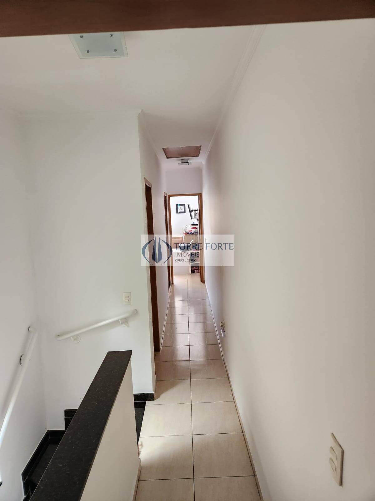 Casa à venda com 3 quartos, 93m² - Foto 13