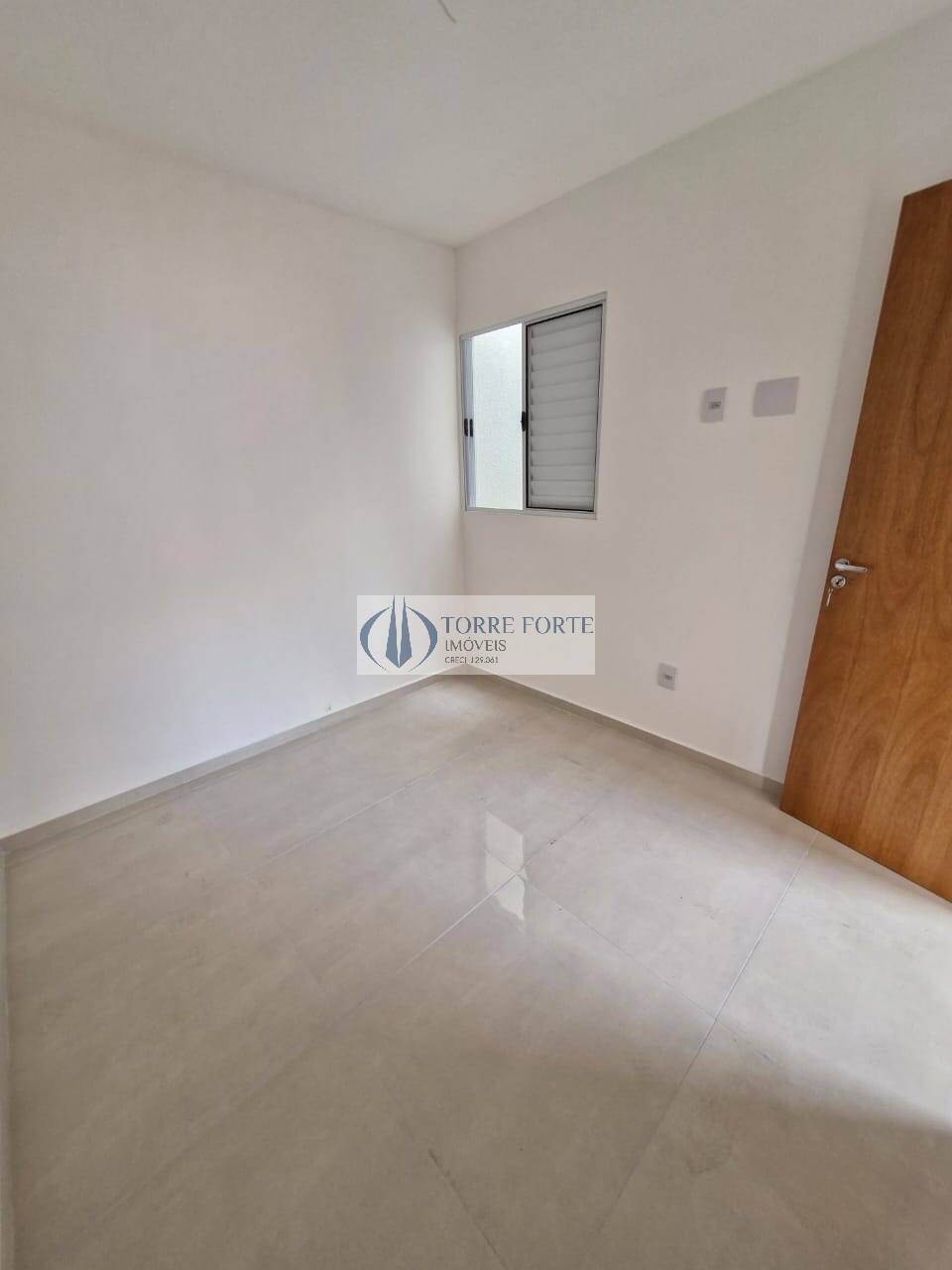 Apartamento à venda com 2 quartos, 40m² - Foto 13