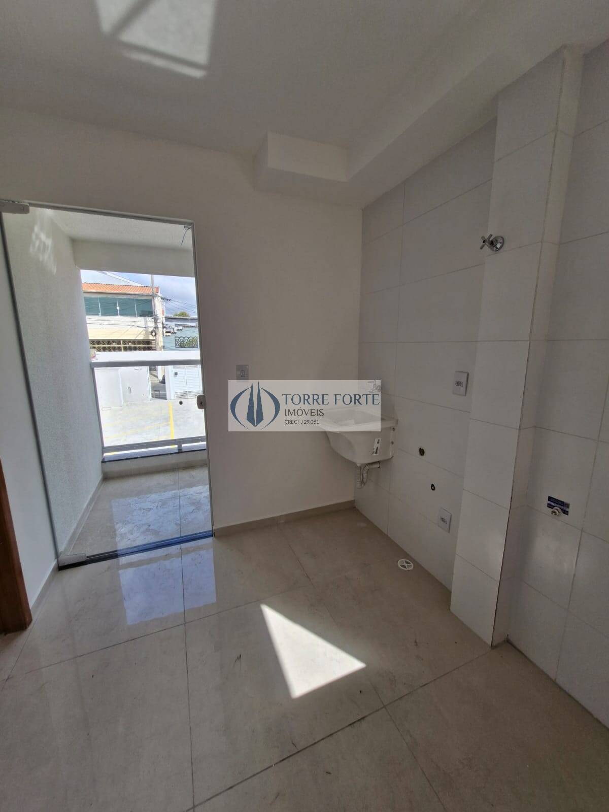 Apartamento à venda com 2 quartos, 40m² - Foto 21