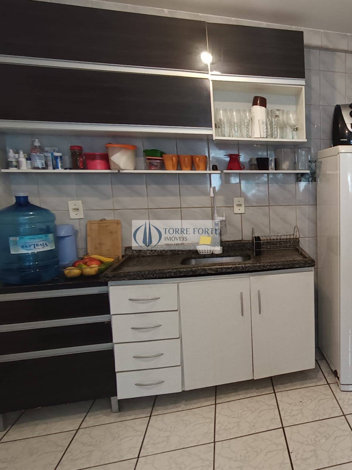 Apartamento à venda com 3 quartos, 94m² - Foto 10