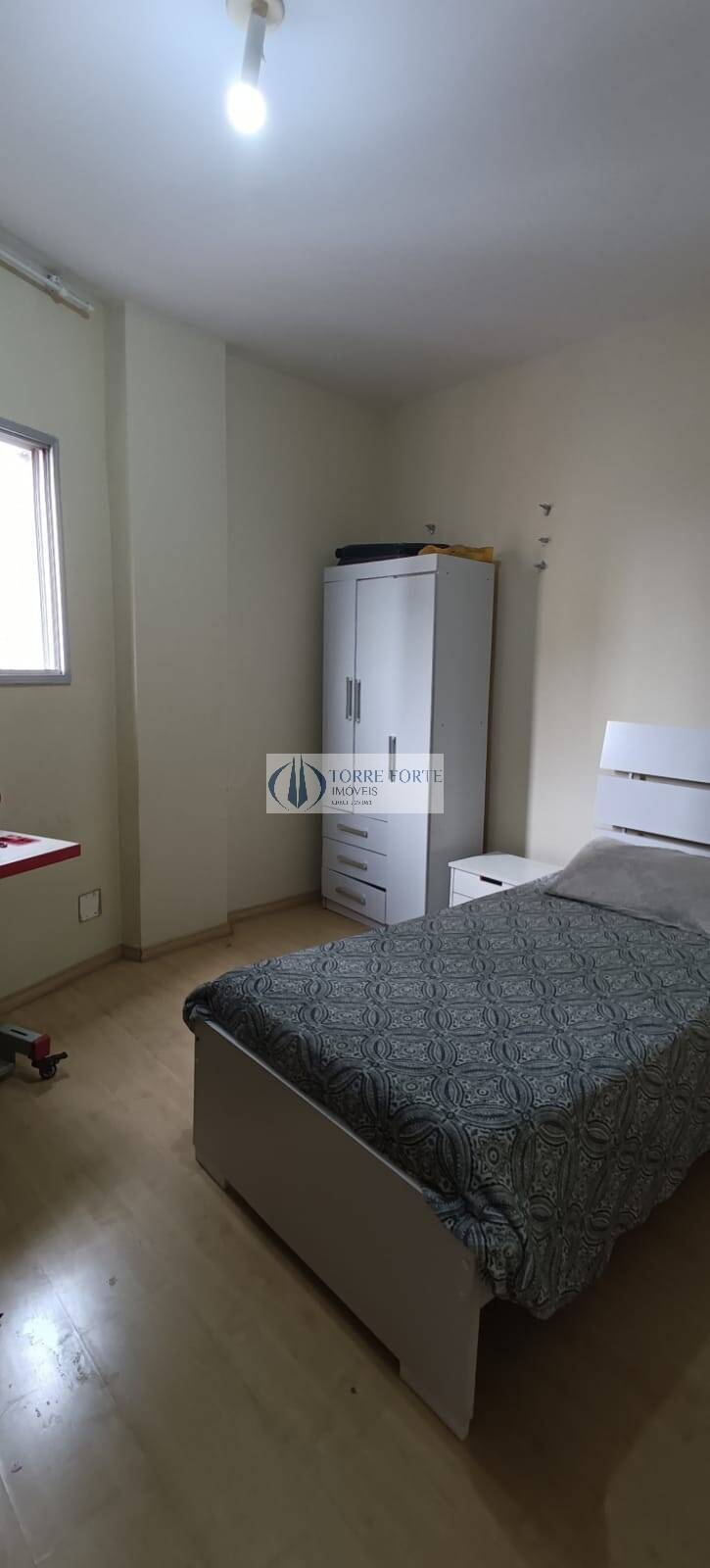 Apartamento à venda com 3 quartos, 94m² - Foto 17