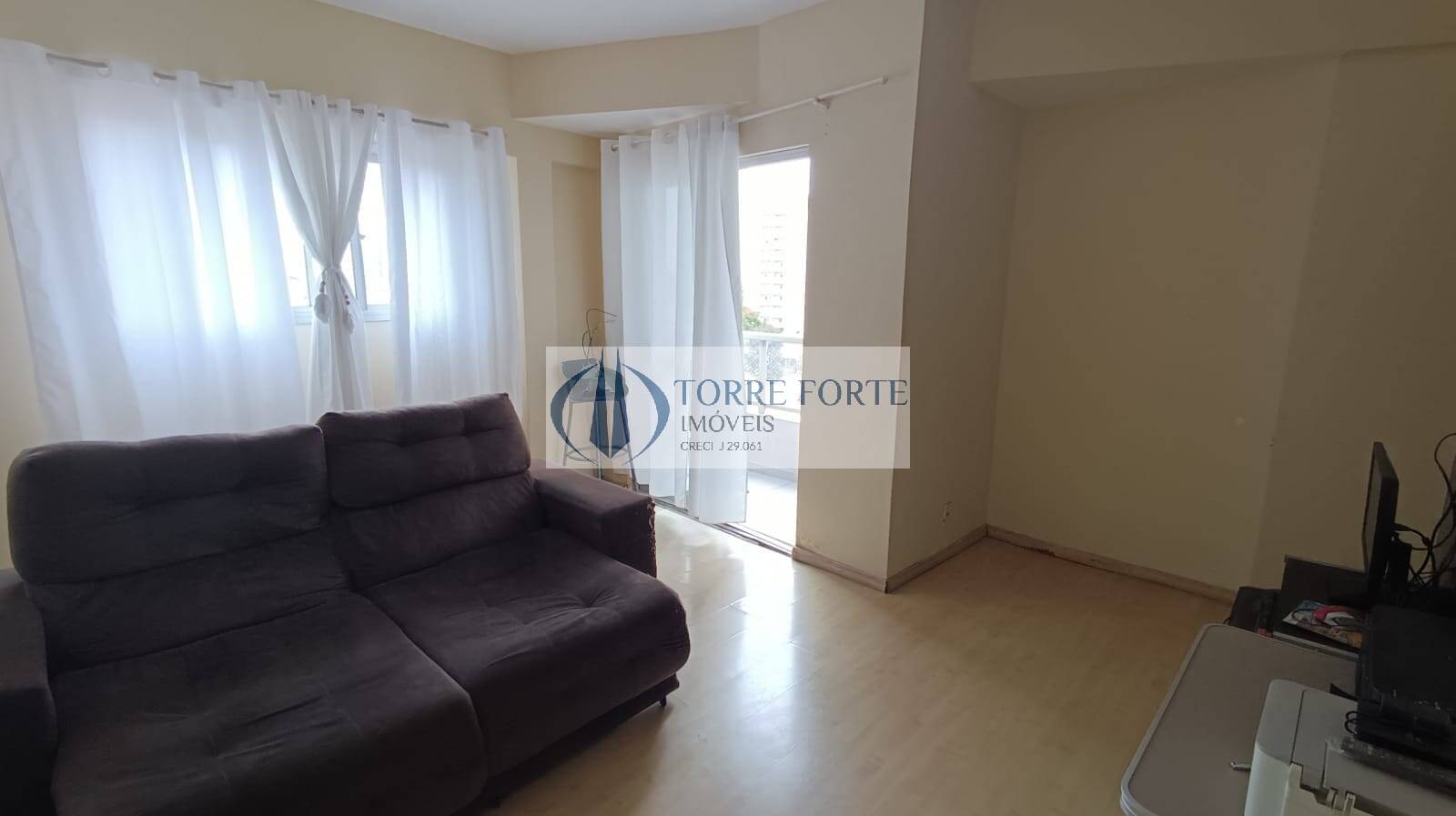 Apartamento à venda com 3 quartos, 94m² - Foto 4