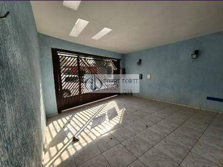 Casa à venda com 2 quartos, 138m² - Foto 1