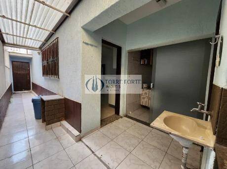 Casa à venda com 2 quartos, 138m² - Foto 15