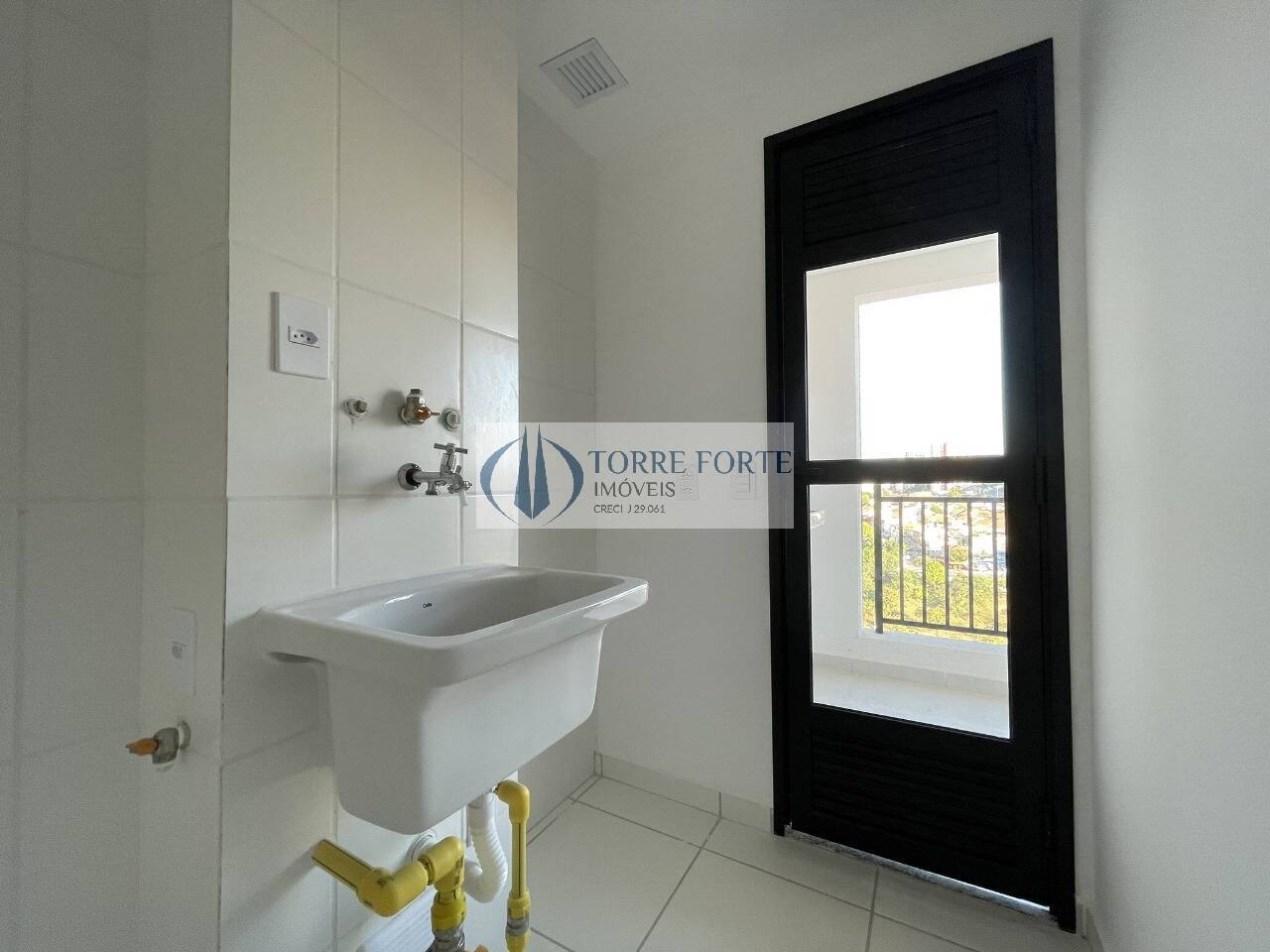 Apartamento à venda com 2 quartos, 45m² - Foto 15