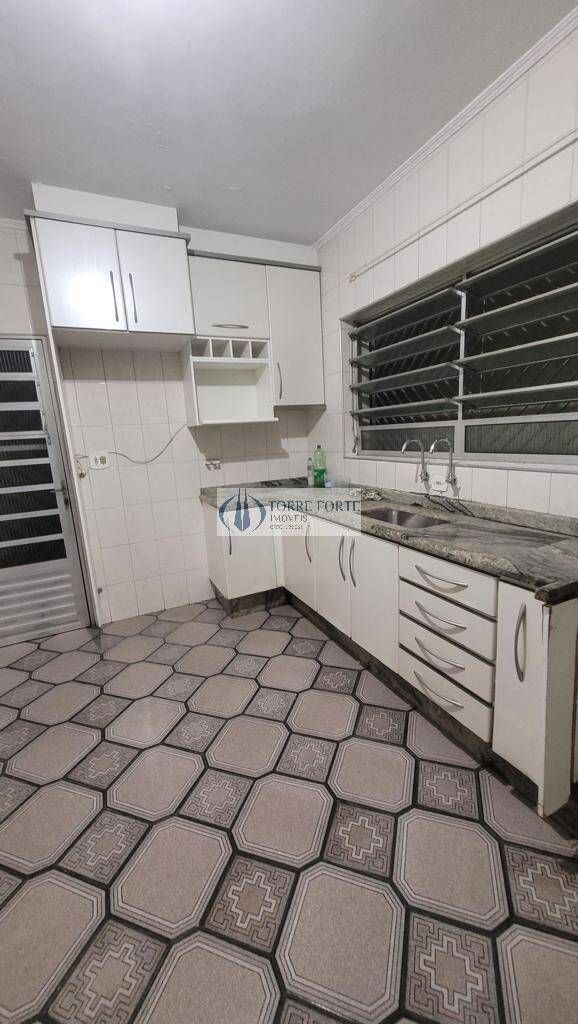 Casa à venda com 3 quartos, 130m² - Foto 4