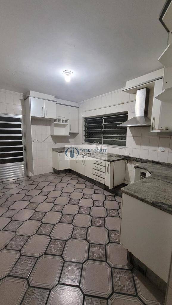 Casa à venda com 3 quartos, 130m² - Foto 2