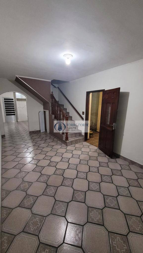 Casa à venda com 3 quartos, 130m² - Foto 8