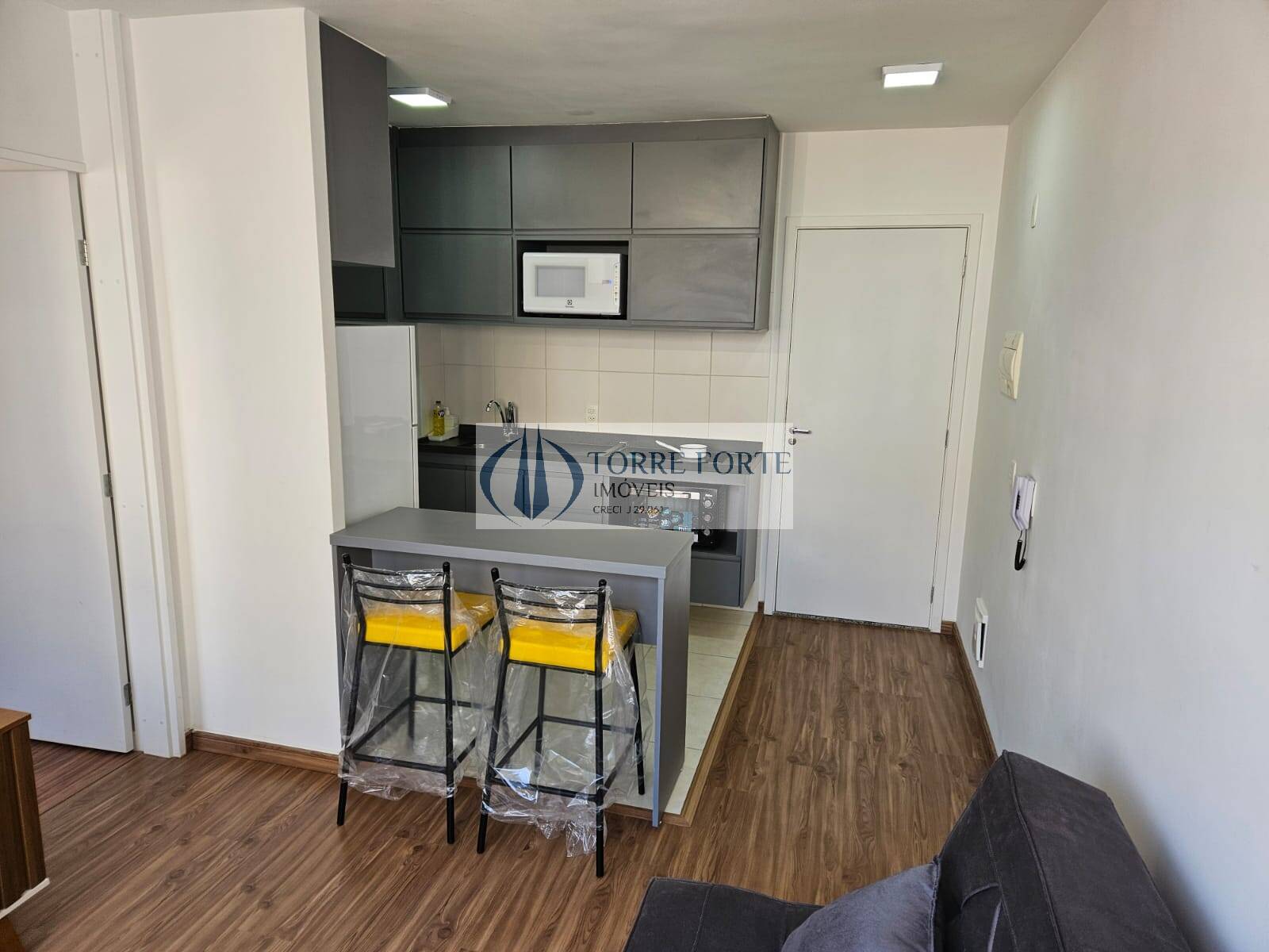 Apartamento para alugar com 1 quarto, 35m² - Foto 12