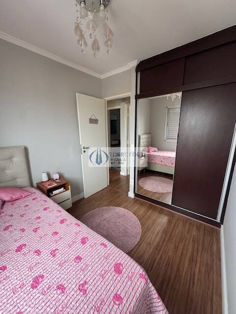 Apartamento à venda com 3 quartos, 61m² - Foto 11