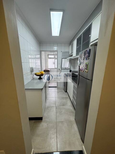 Apartamento à venda com 3 quartos, 61m² - Foto 2