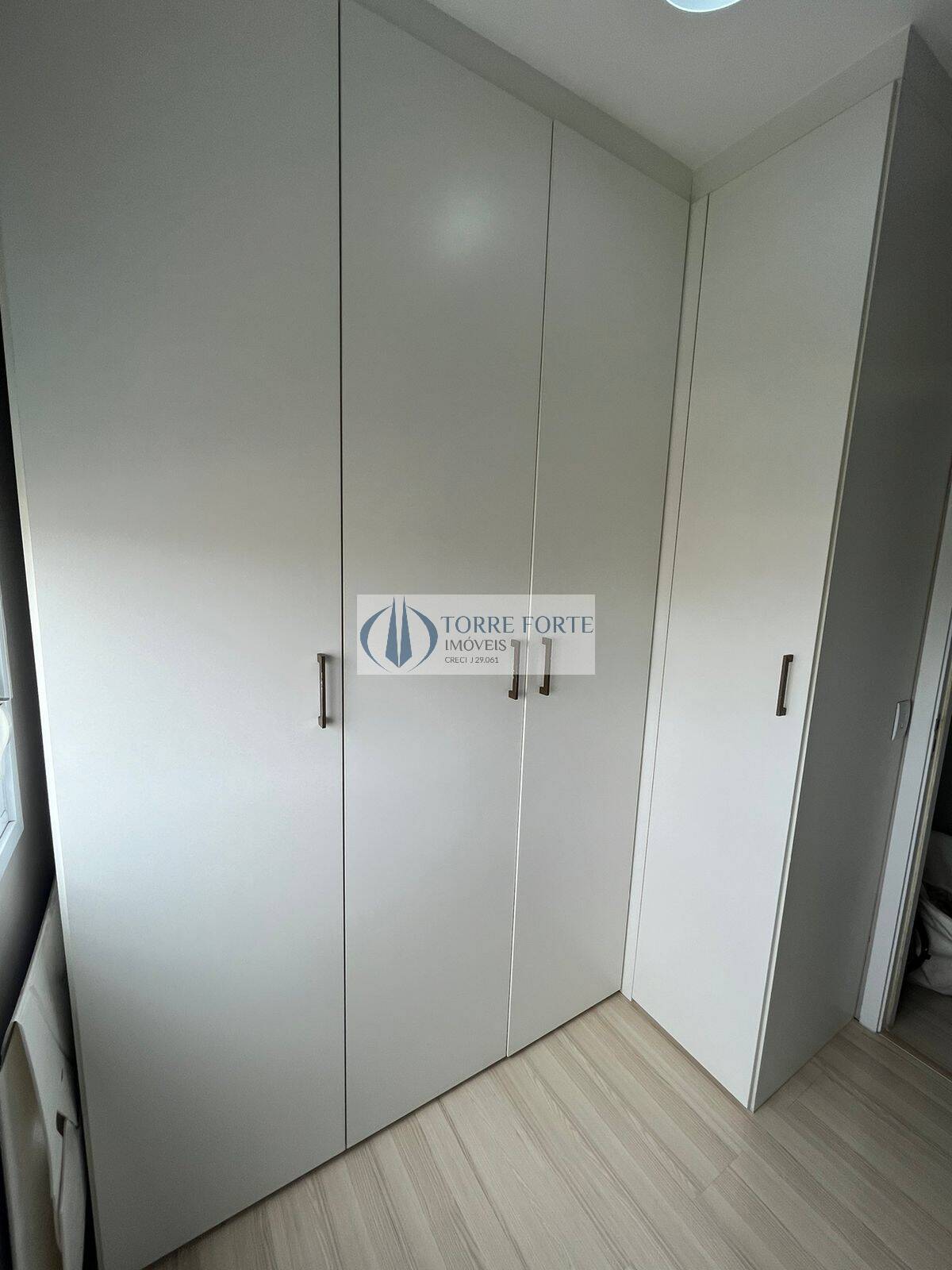 Apartamento à venda com 2 quartos, 57m² - Foto 4