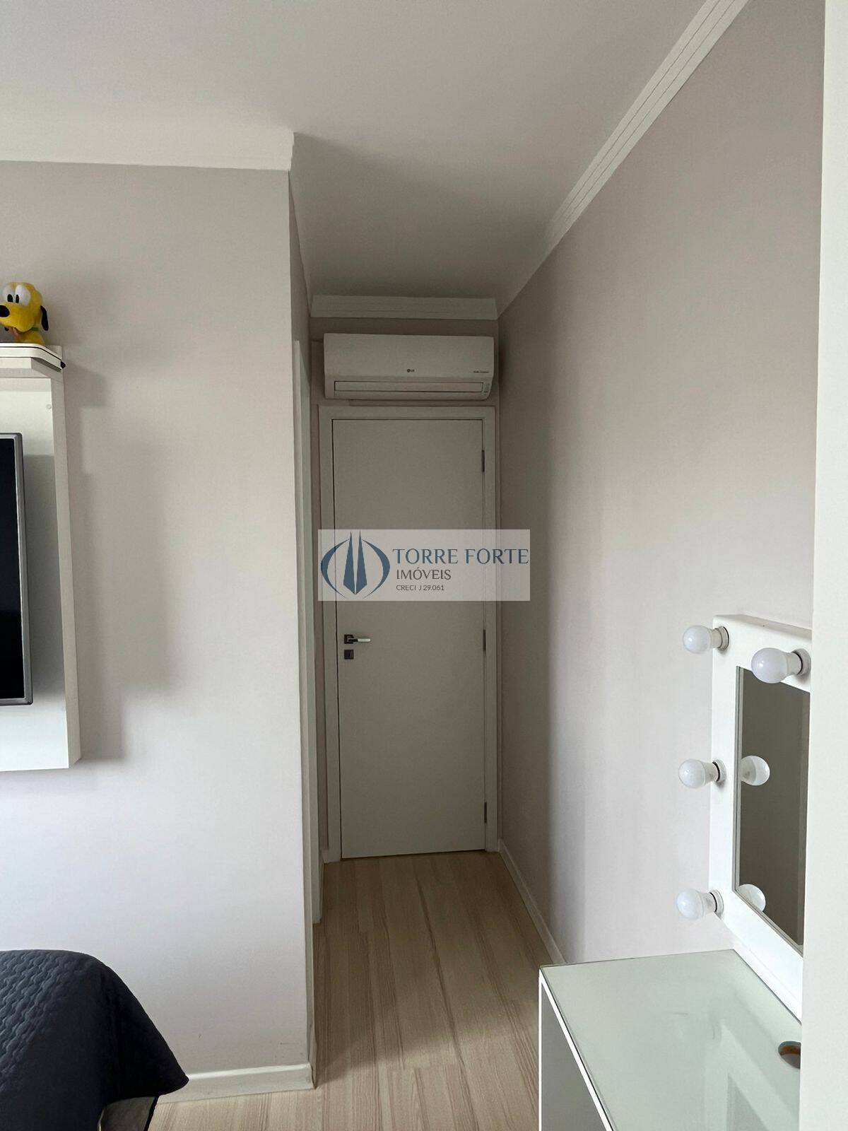 Apartamento à venda com 2 quartos, 57m² - Foto 22