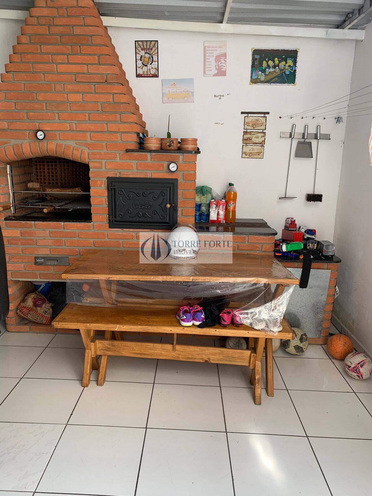 Casa à venda com 2 quartos, 70m² - Foto 5