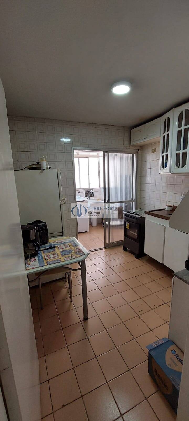 Apartamento à venda com 2 quartos, 67m² - Foto 7