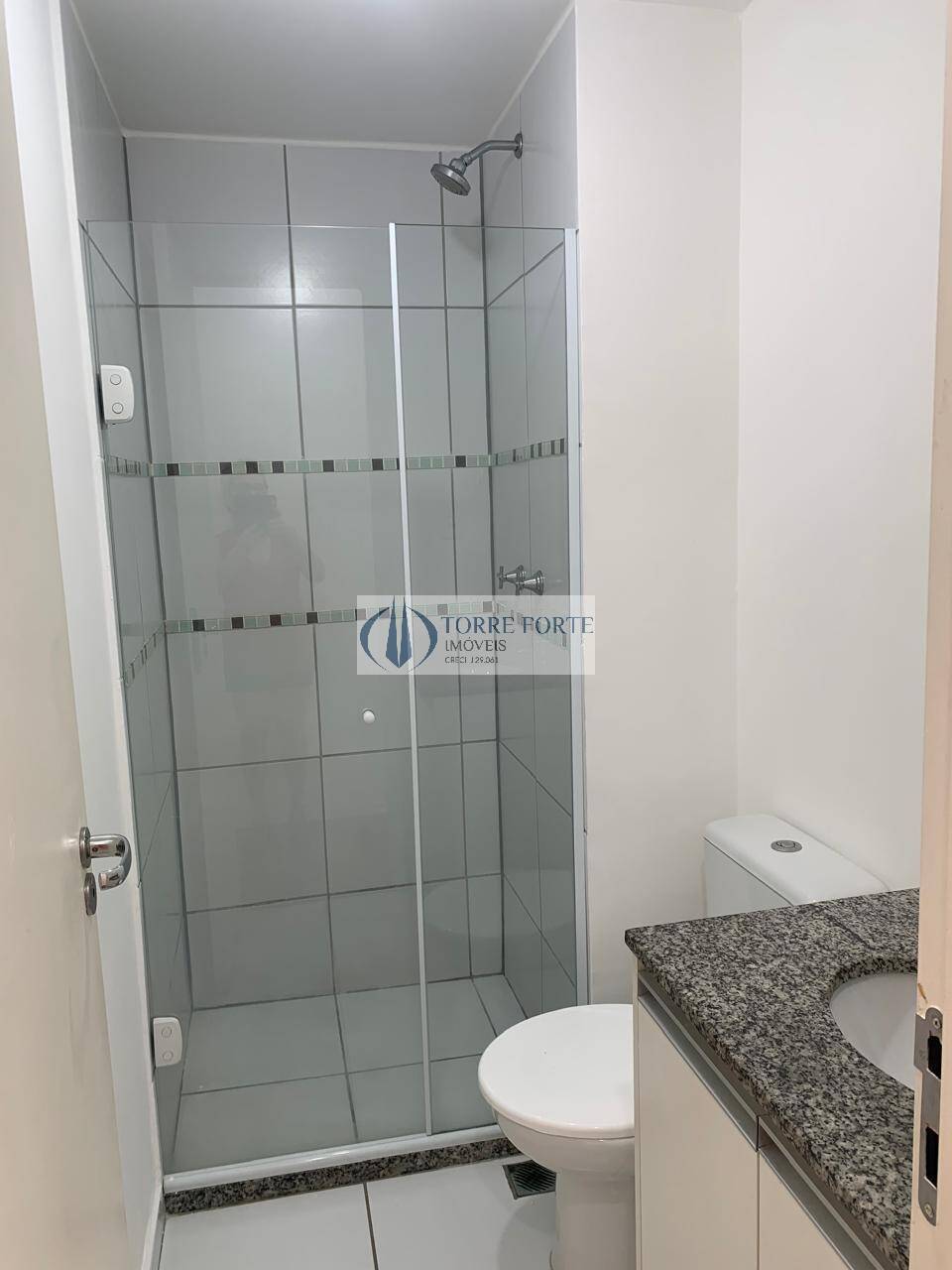 Apartamento à venda com 2 quartos, 60m² - Foto 27