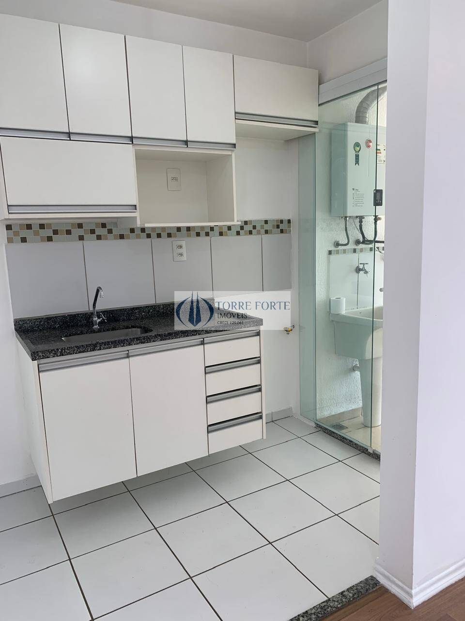 Apartamento à venda com 2 quartos, 60m² - Foto 1