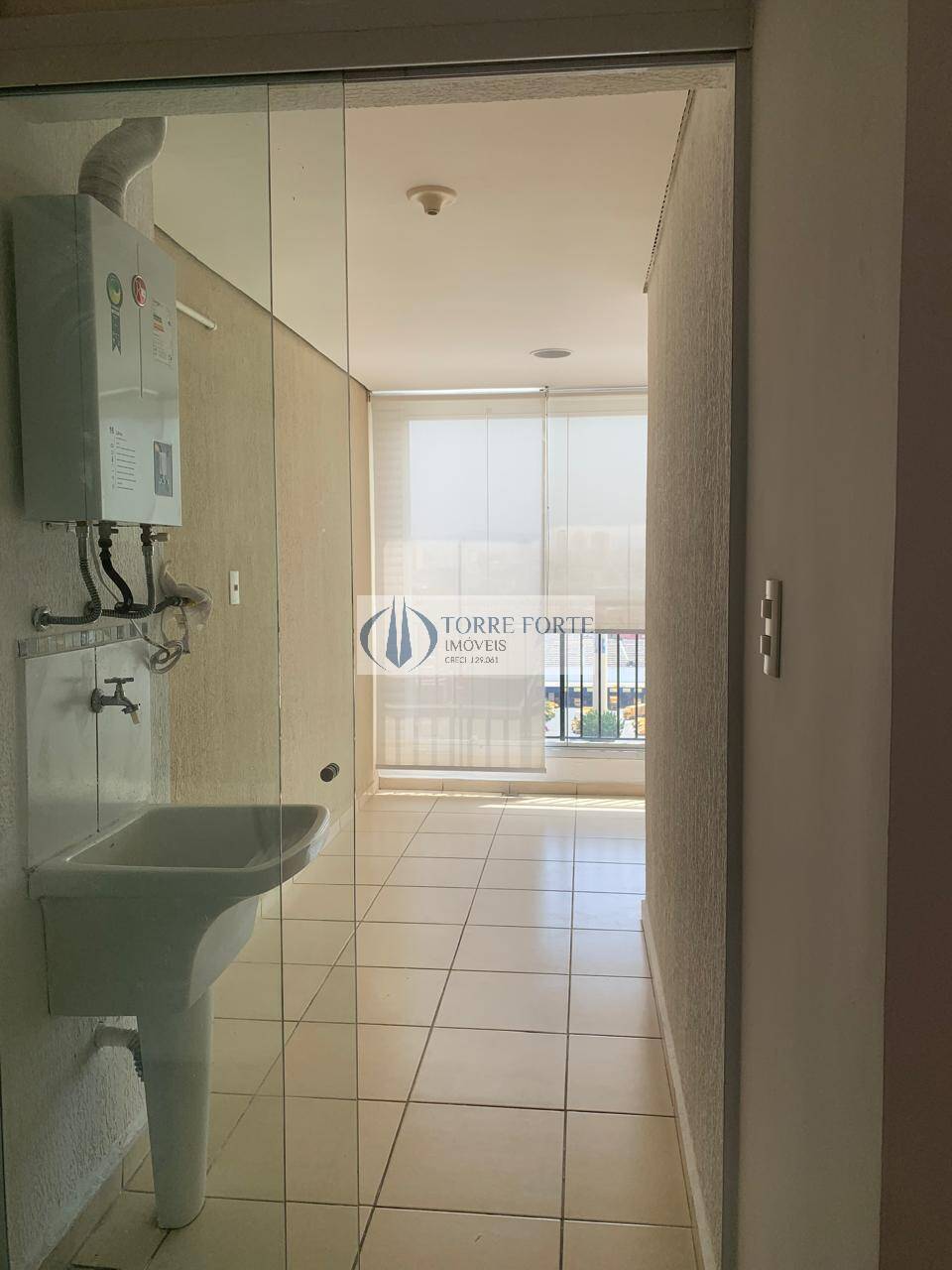 Apartamento à venda com 2 quartos, 60m² - Foto 5