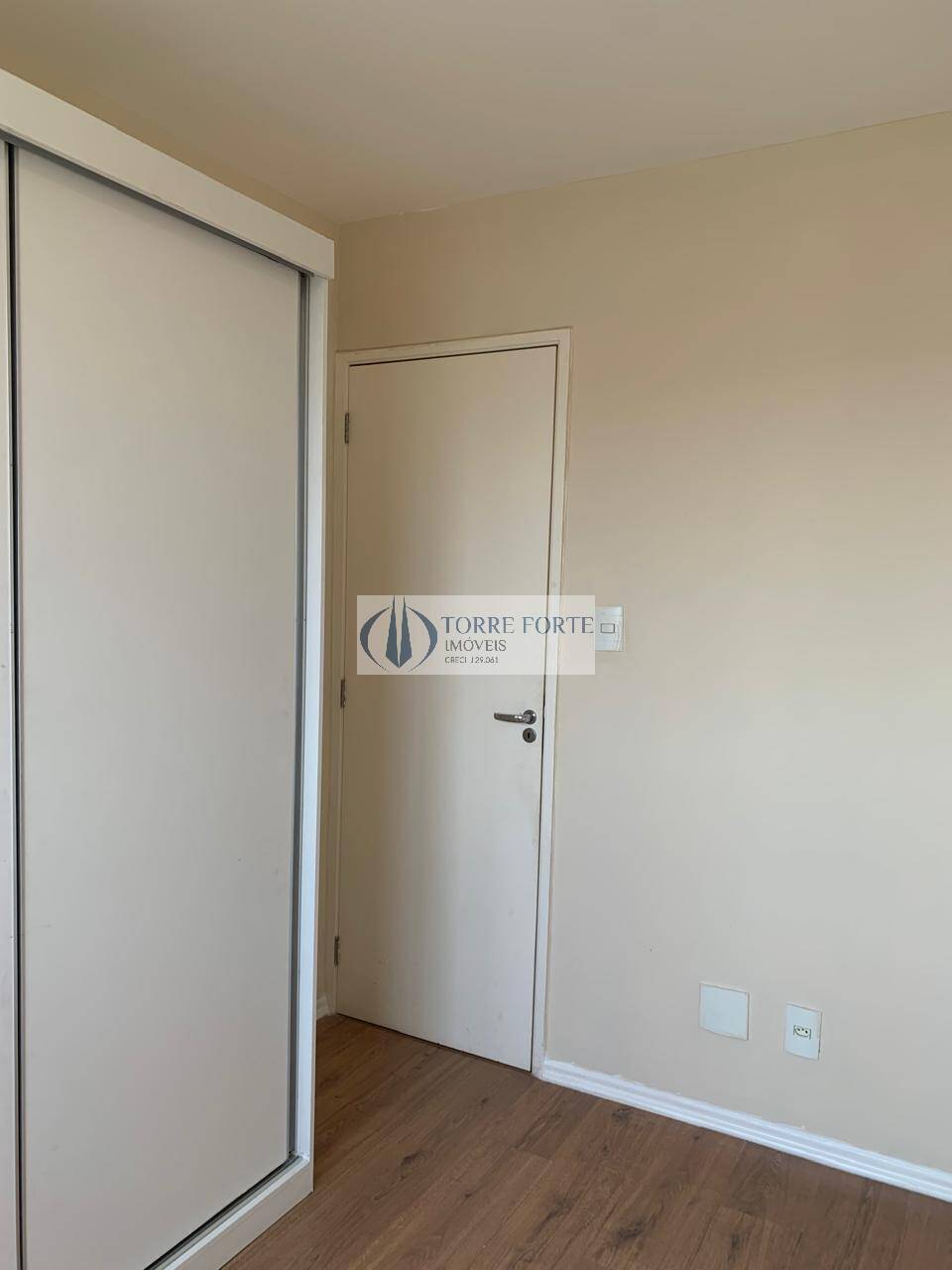 Apartamento à venda com 2 quartos, 60m² - Foto 23