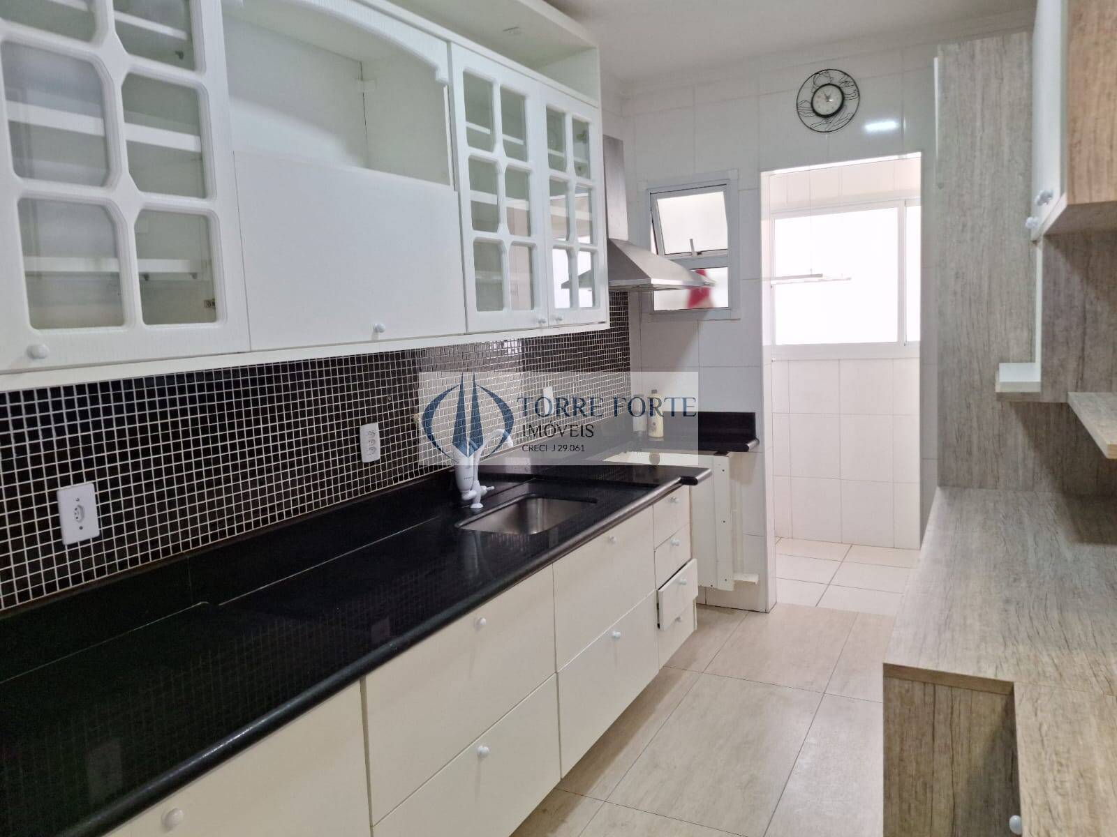 Apartamento à venda com 2 quartos, 78m² - Foto 11