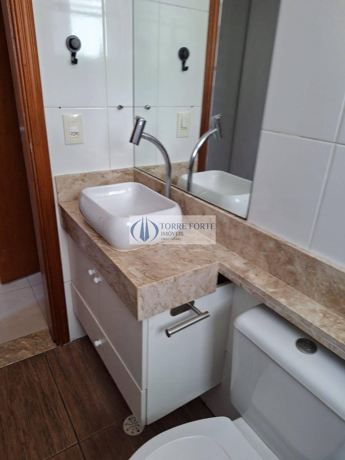 Apartamento à venda com 2 quartos, 78m² - Foto 25