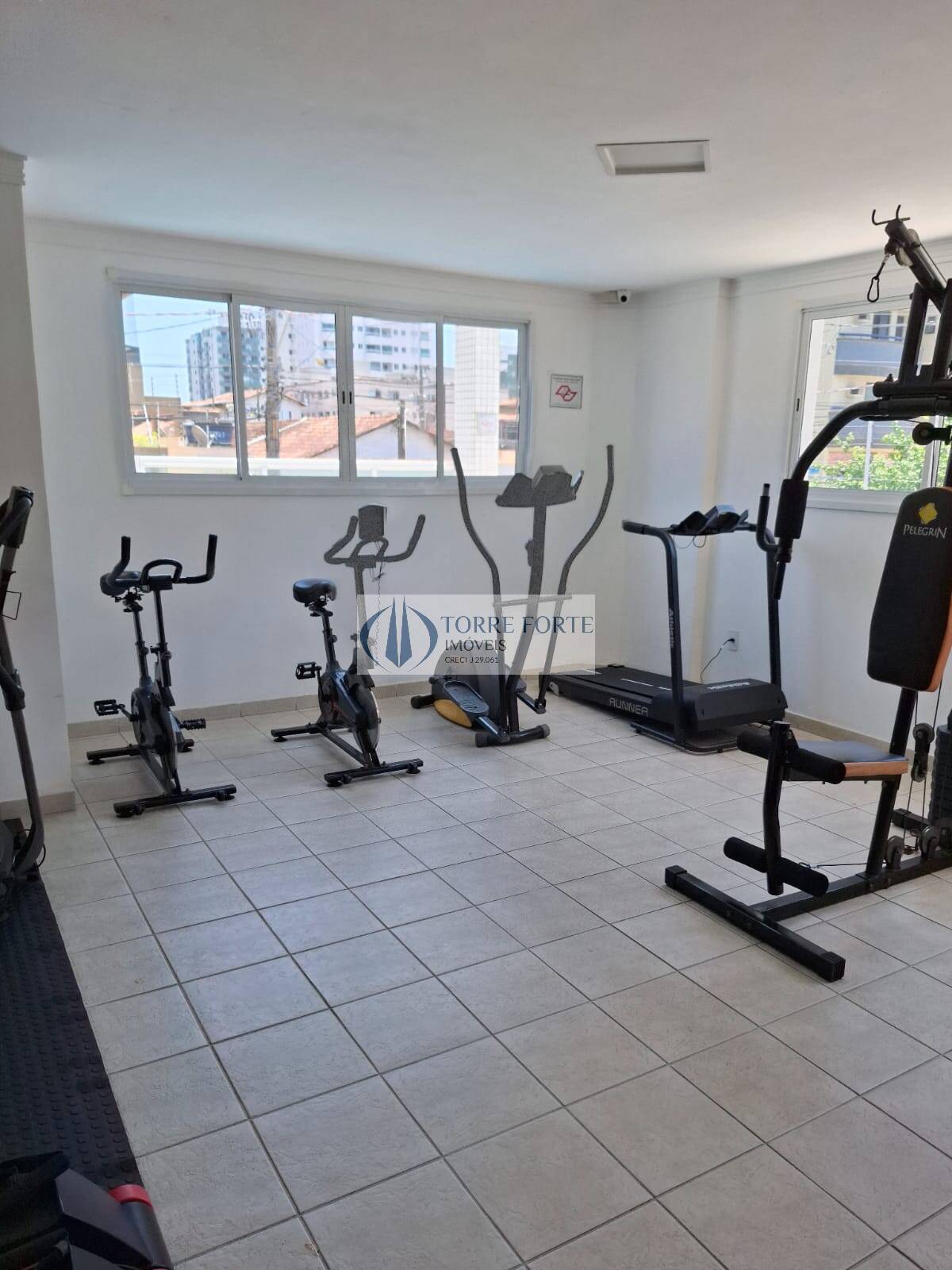 Apartamento à venda com 2 quartos, 78m² - Foto 27