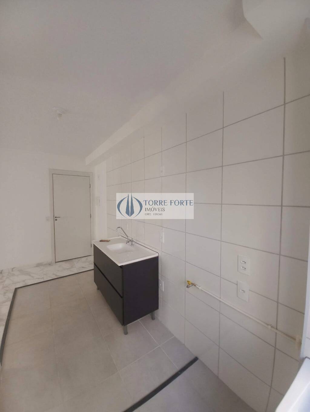 Apartamento à venda com 2 quartos, 41m² - Foto 17