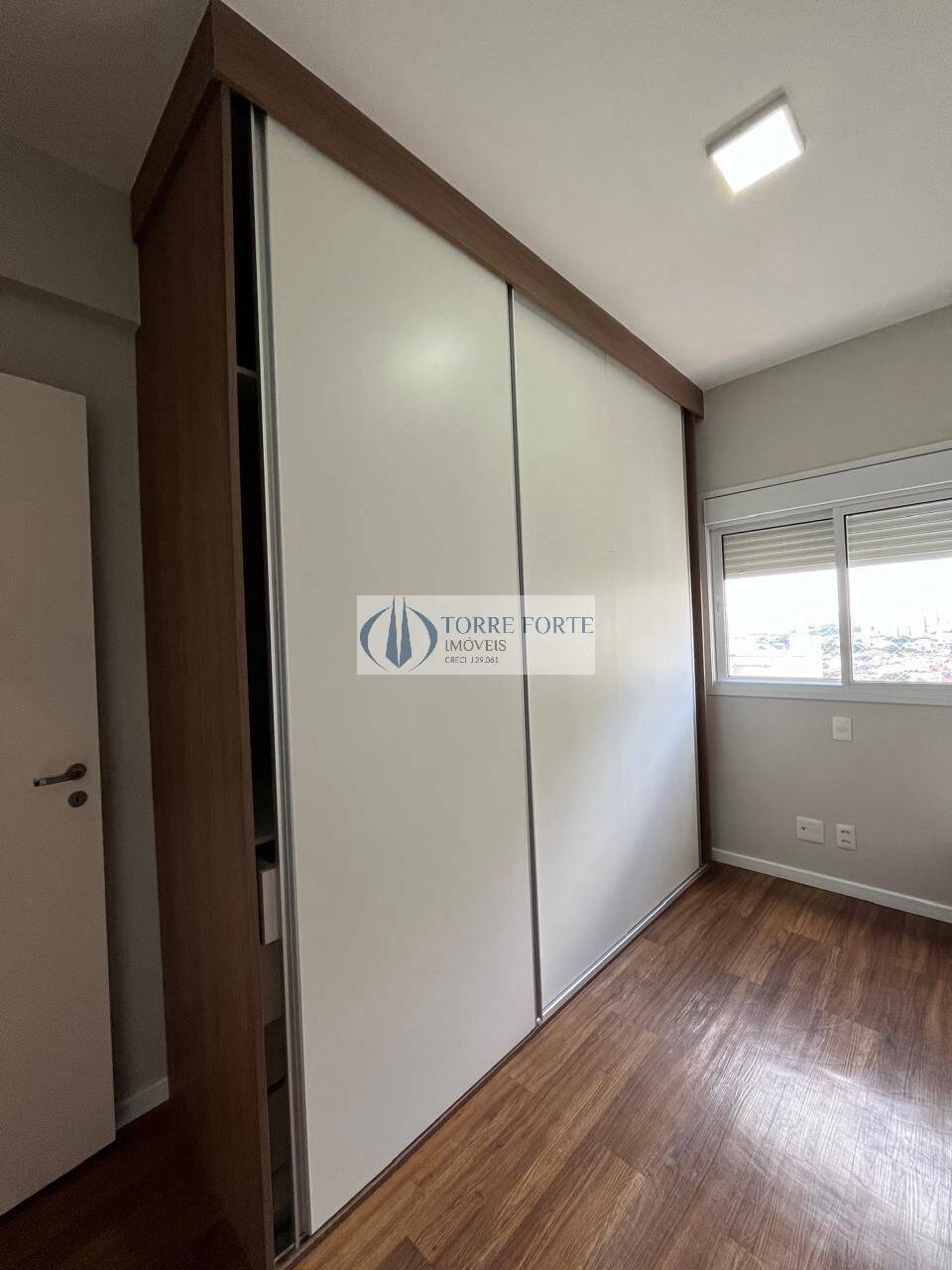 Apartamento à venda com 2 quartos, 77m² - Foto 16