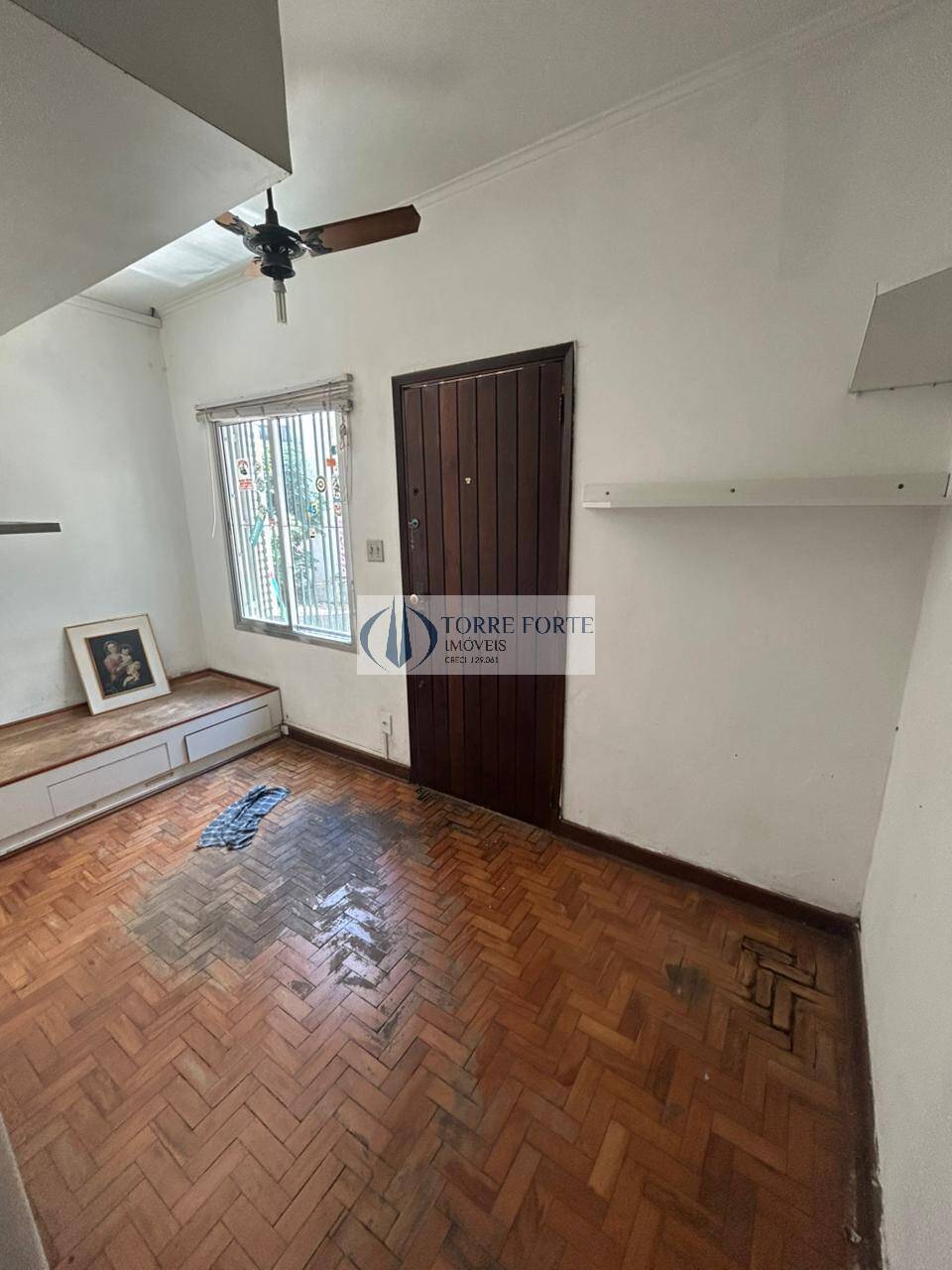 Casa para alugar com 3 quartos, 240m² - Foto 2