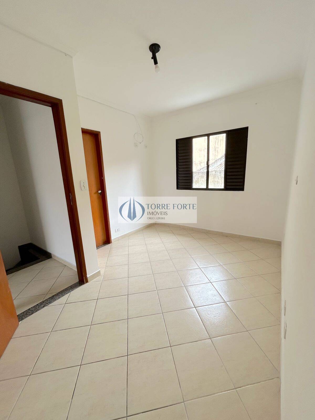 Casa para alugar com 2 quartos, 99m² - Foto 16