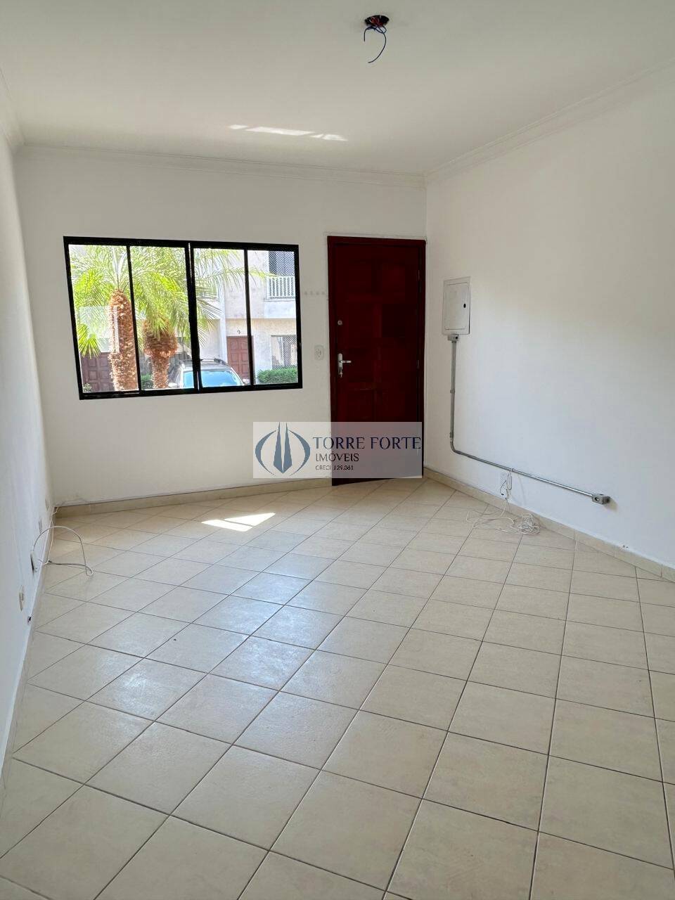 Casa para alugar com 2 quartos, 127m² - Foto 2