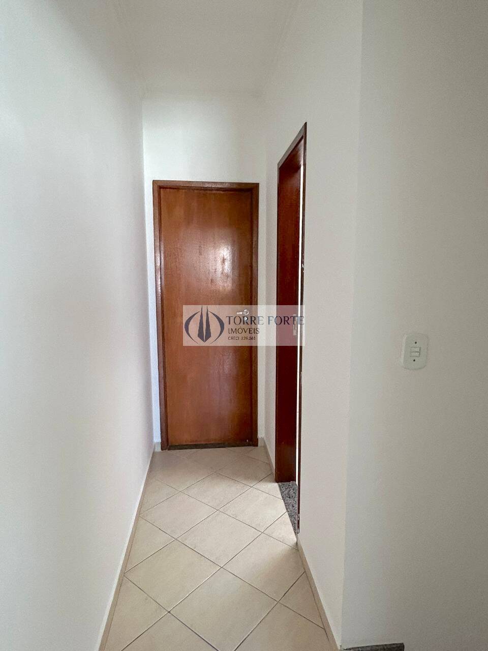 Casa para alugar com 2 quartos, 127m² - Foto 10